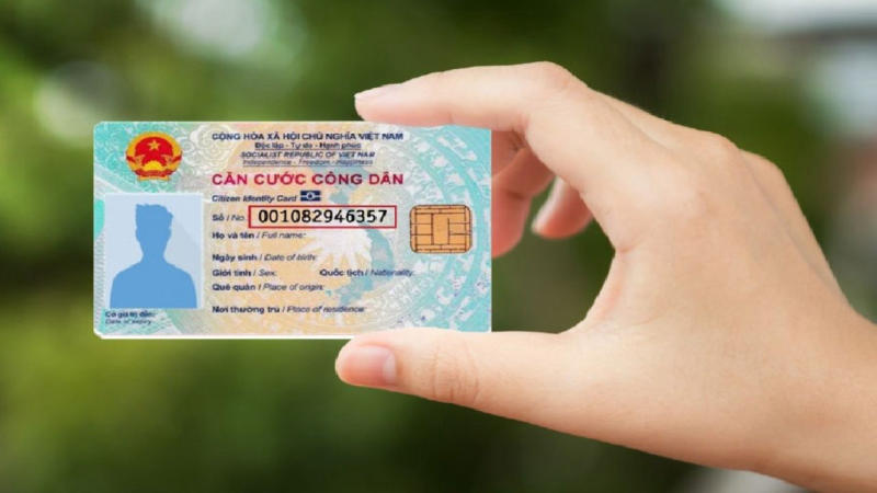 Chuẩn bị giấy tờ tùy thân (CCCD, CMND, Bằng lái xe...)